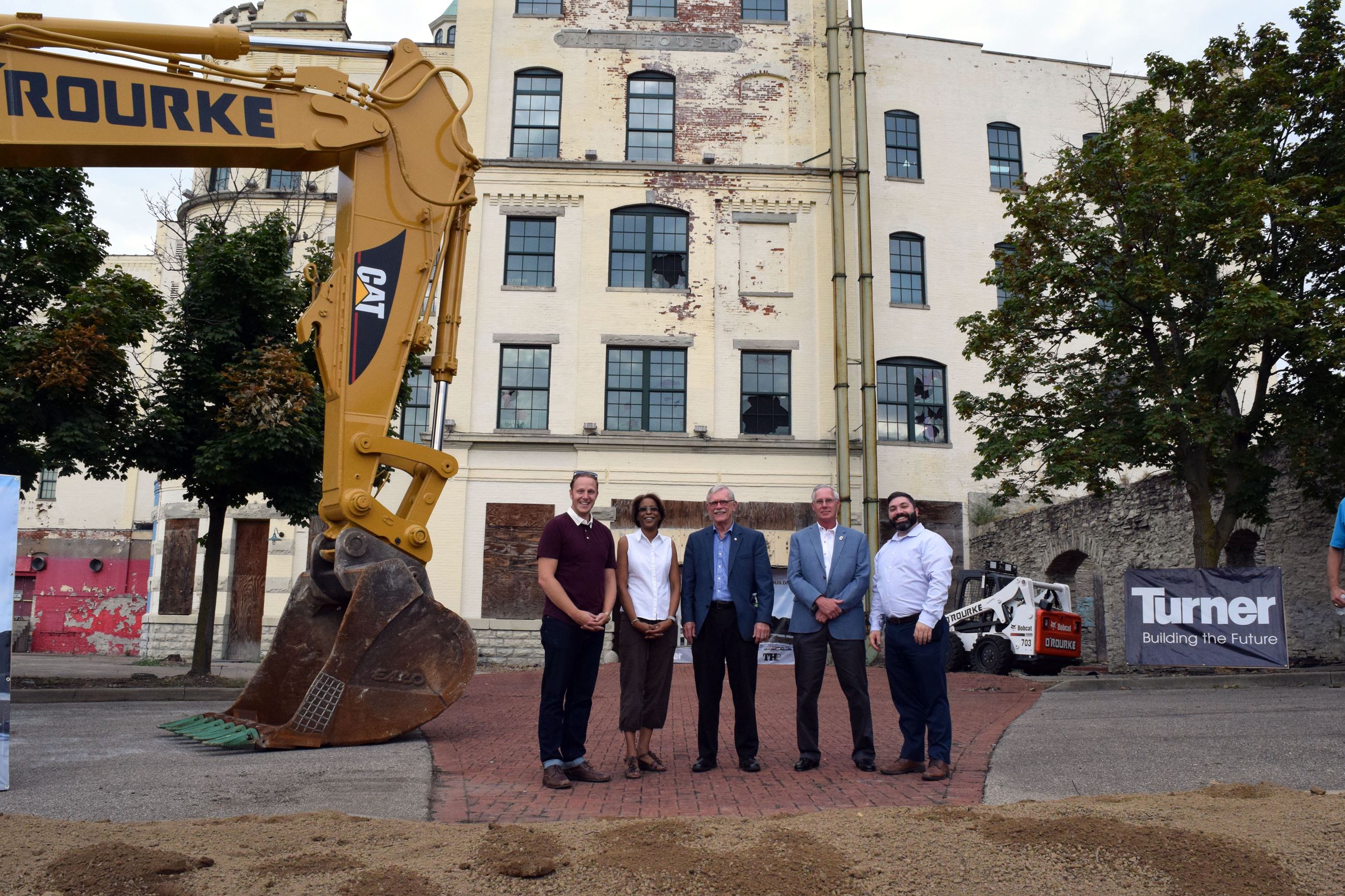 Members of the City of Covington commission